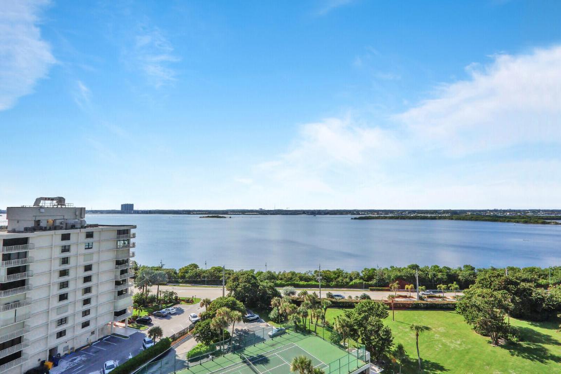 WATER GLADES CONDO - Residential Lease