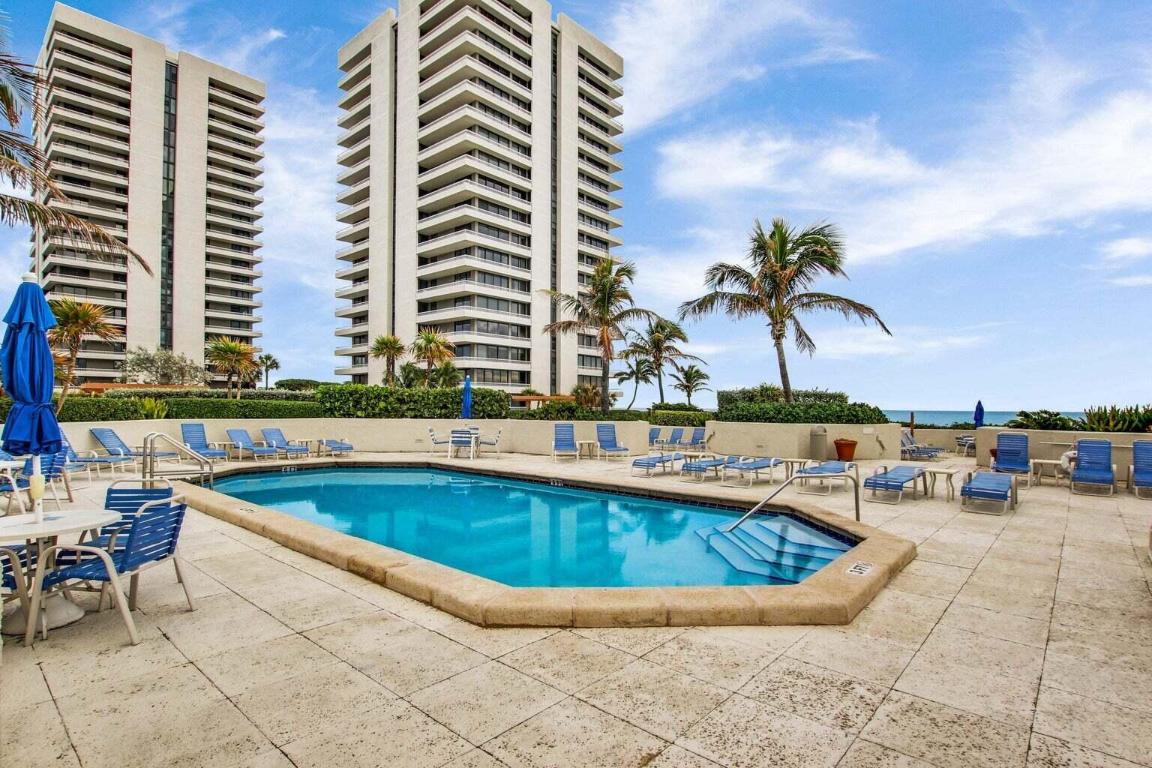 WATER GLADES CONDO - Residential Lease