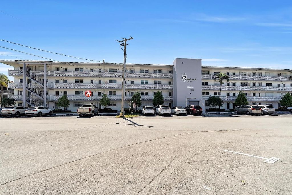 Photo of 103 NE 19th Avenue #232, Deerfield Beach, FL 33441 (MLS # R11072524)