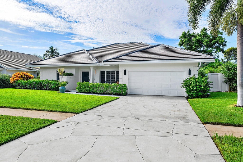 Photo of 436 Prairie Rose Lane, Boca Raton, FL 33487 (MLS # B26074282)