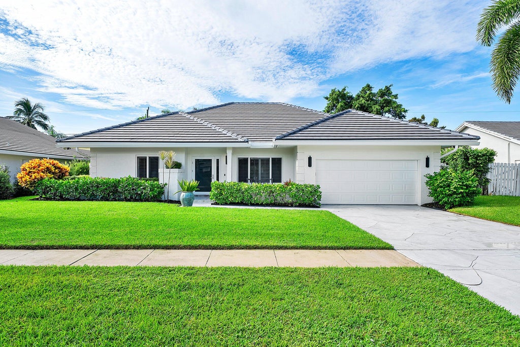 Photo of 436 Prairie Rose Lane, Boca Raton, FL 33487 (MLS # B26074282)