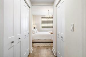 PINEAPPLE GROVE VILLAGE C - Residential