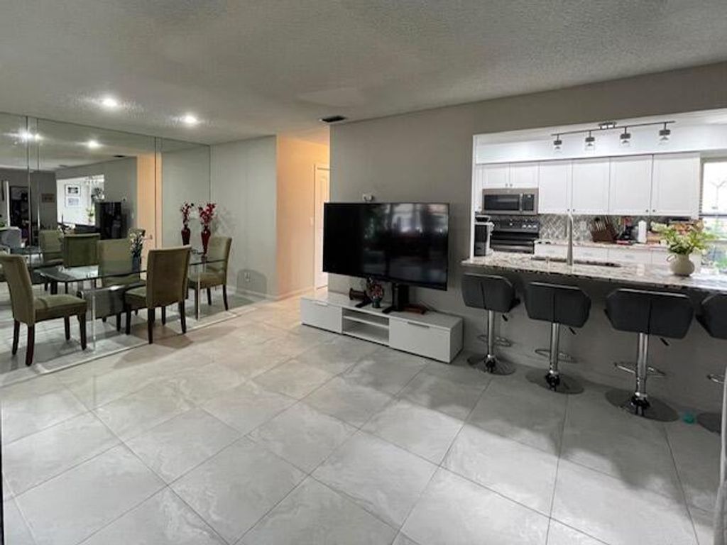 Photo of 5975 Forest Grove 3 Drive #3, Boynton Beach, FL 33437 (MLS # R11111775)