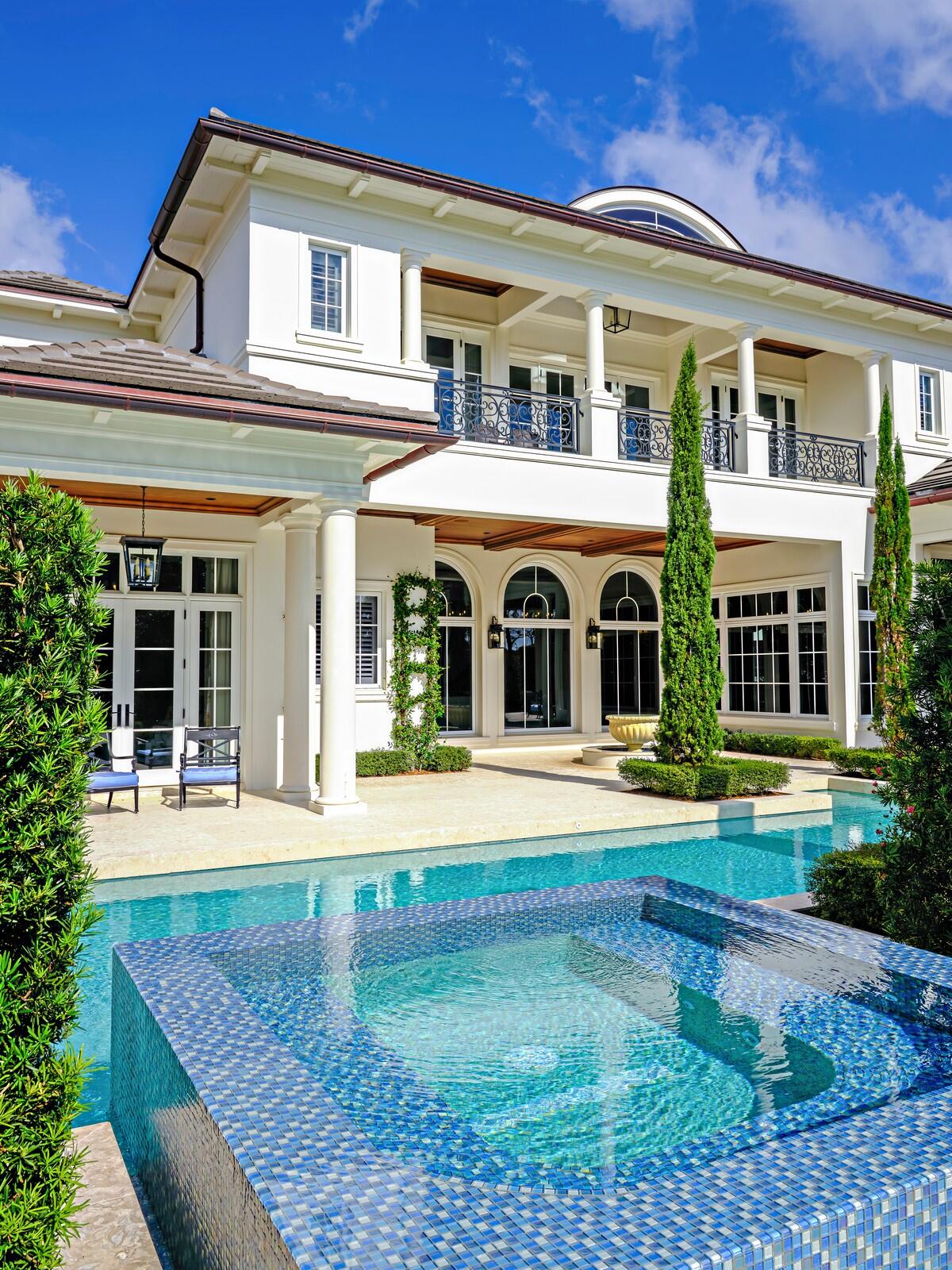 BEARS CLUB - Residential