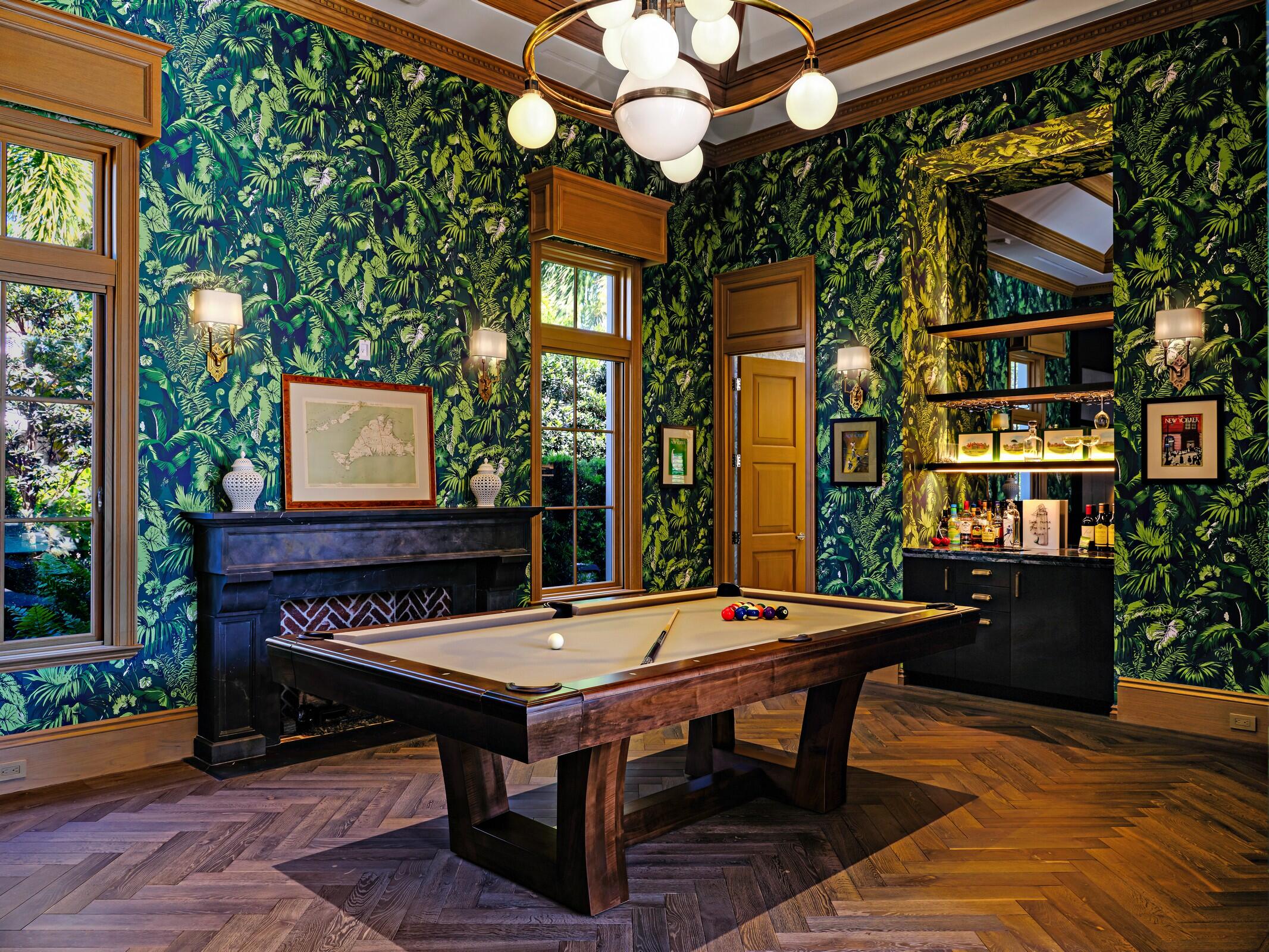 BEARS CLUB - Residential