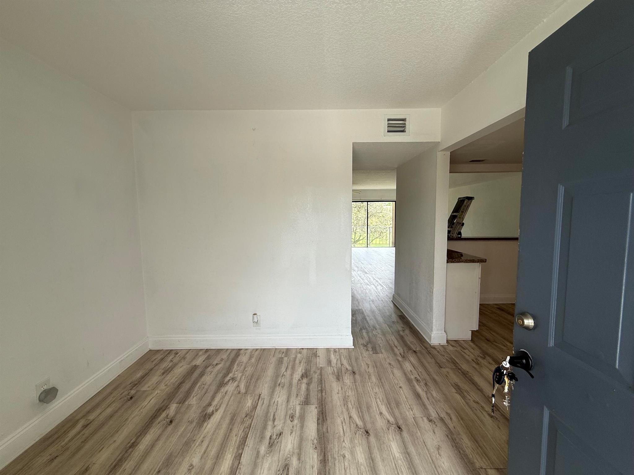 CORAL SPRINGS ESTATE TOWN - Residential