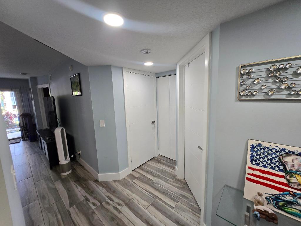 BAY REACH CONDO - Residential