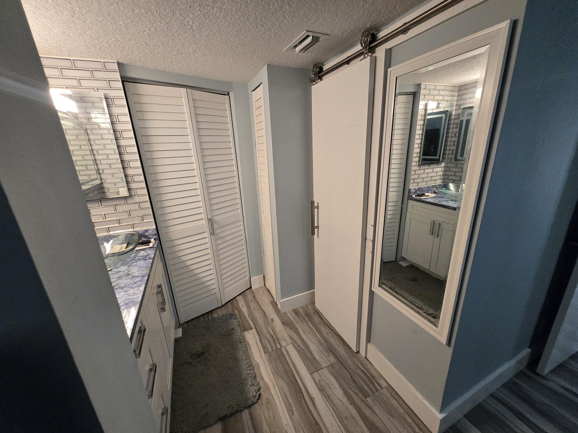 BAY REACH CONDO - Residential