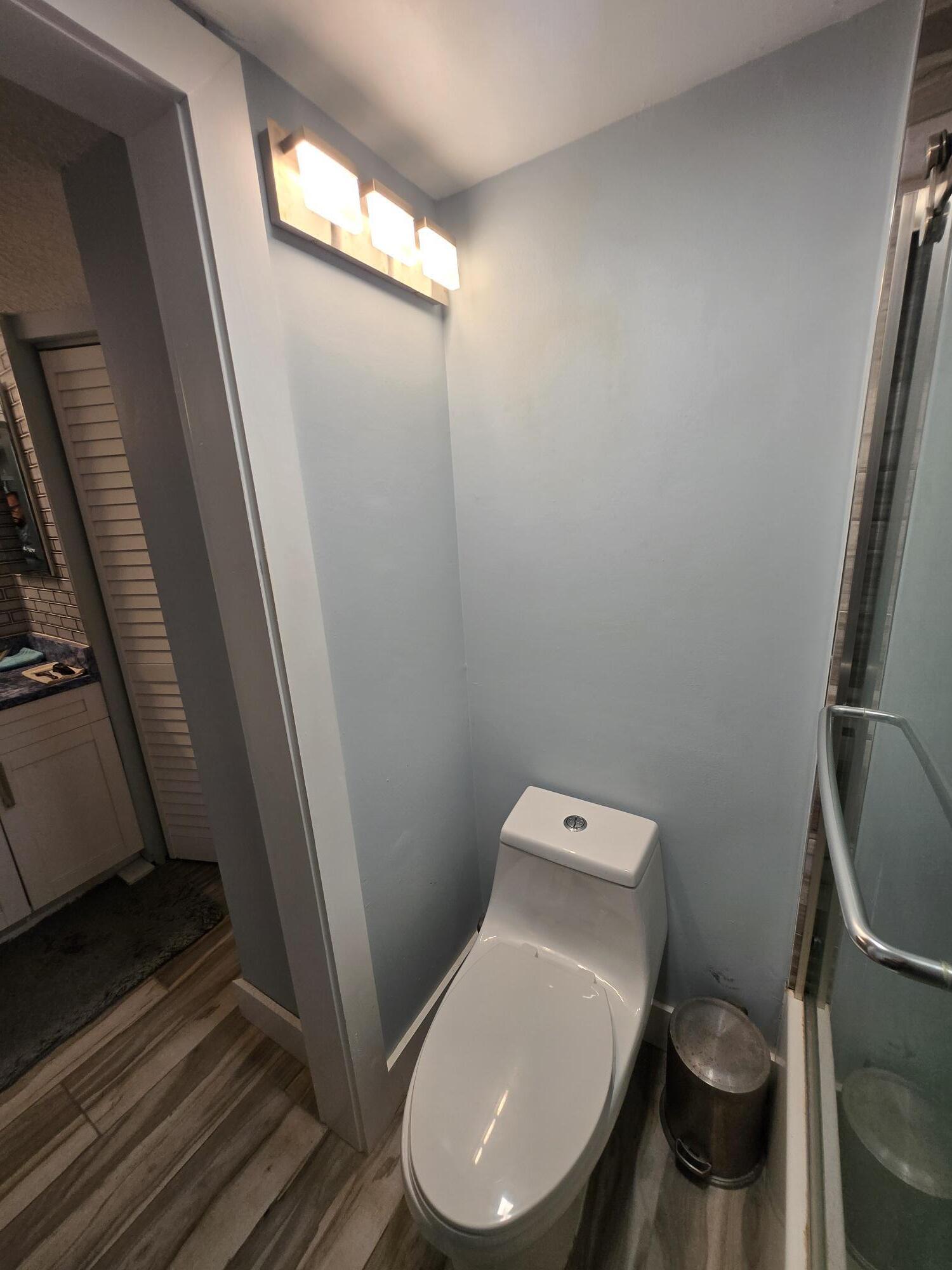 BAY REACH CONDO - Residential