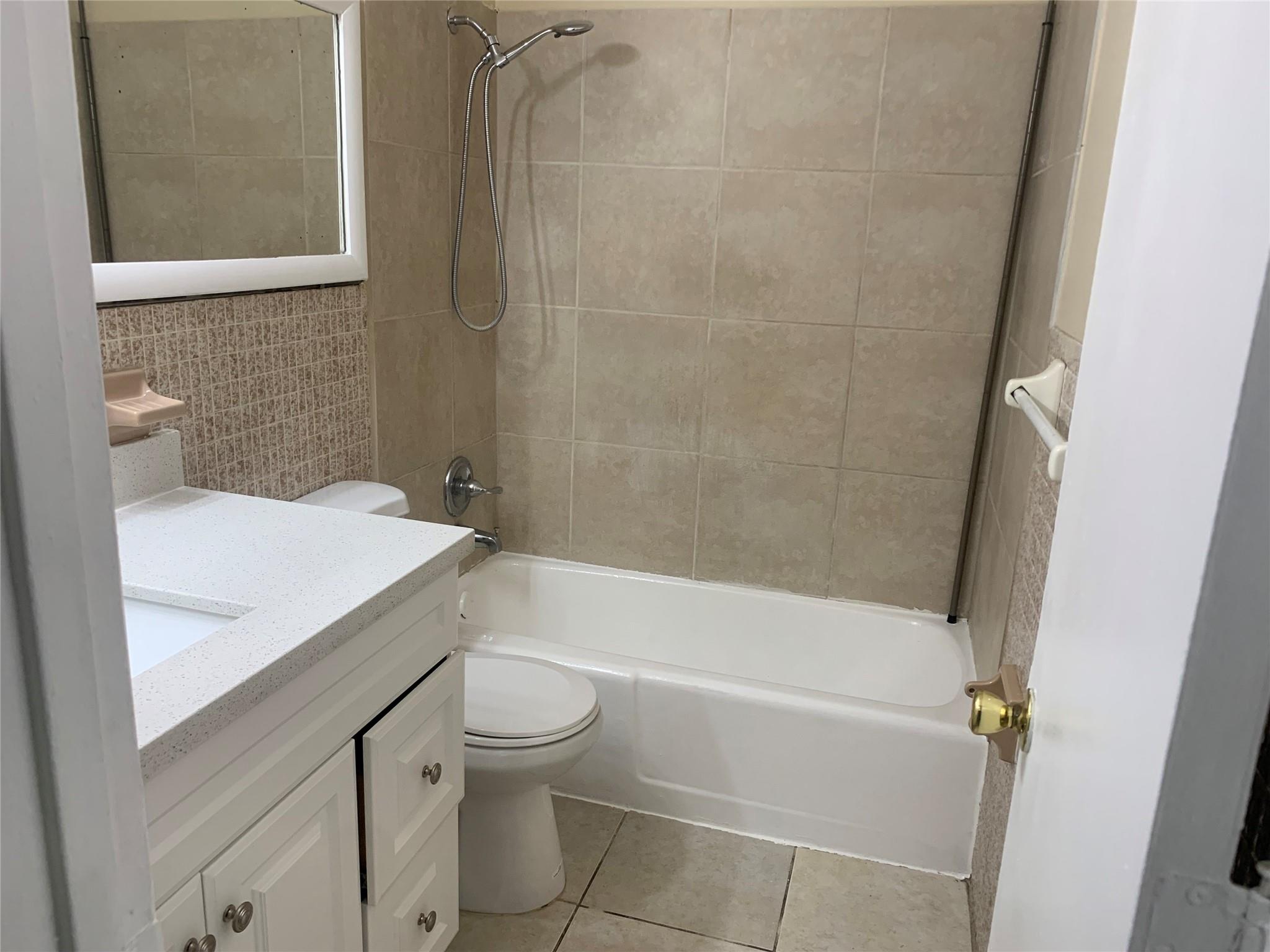 Oriole Estates Sec 8 65-9 - Residential Lease