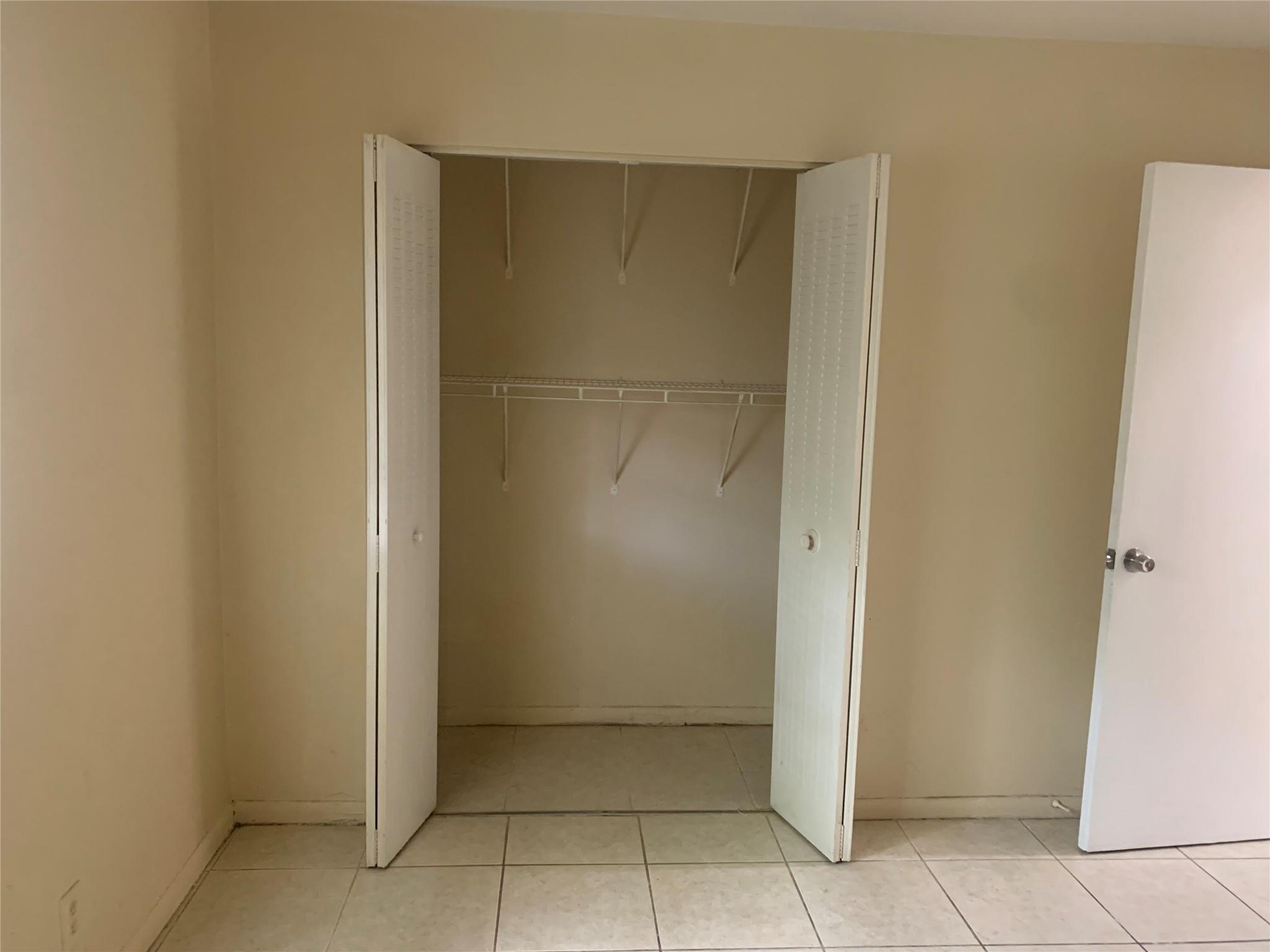 Oriole Estates Sec 8 65-9 - Residential Lease