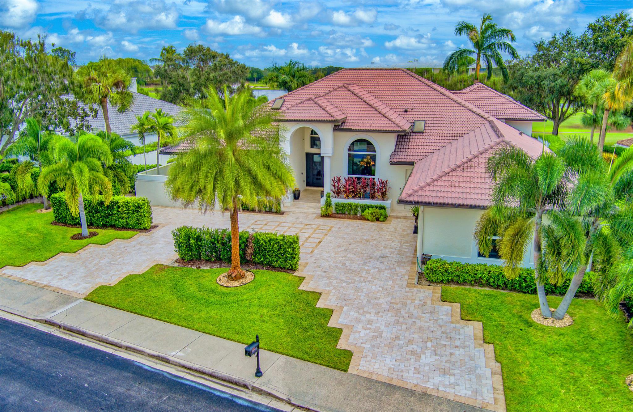 BEAR LAKES ESTATES - Residential