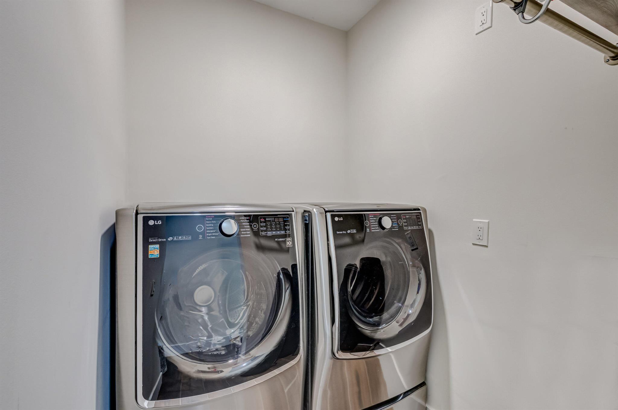 BEAR LAKES ESTATES - Residential