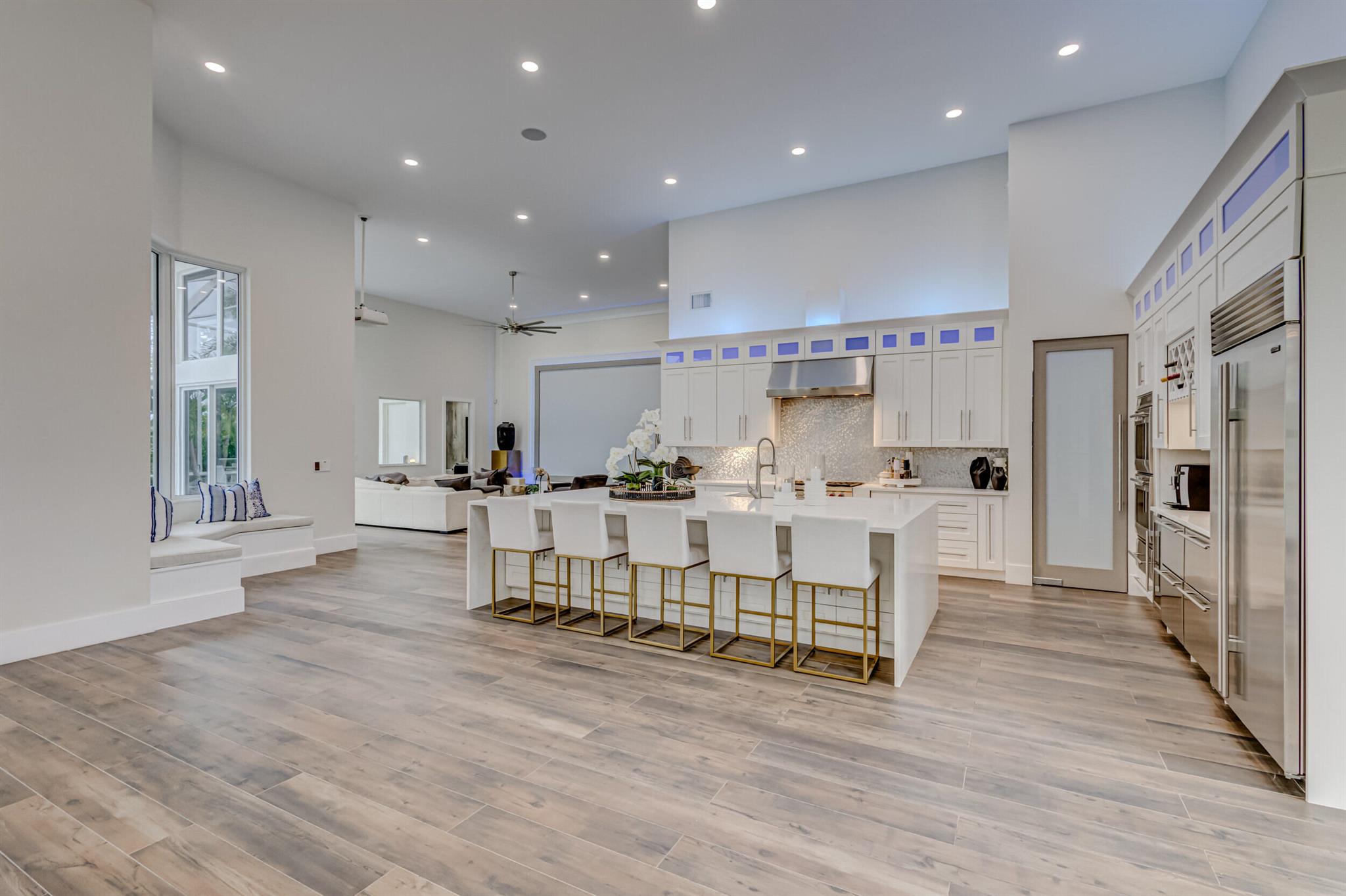 BEAR LAKES ESTATES - Residential