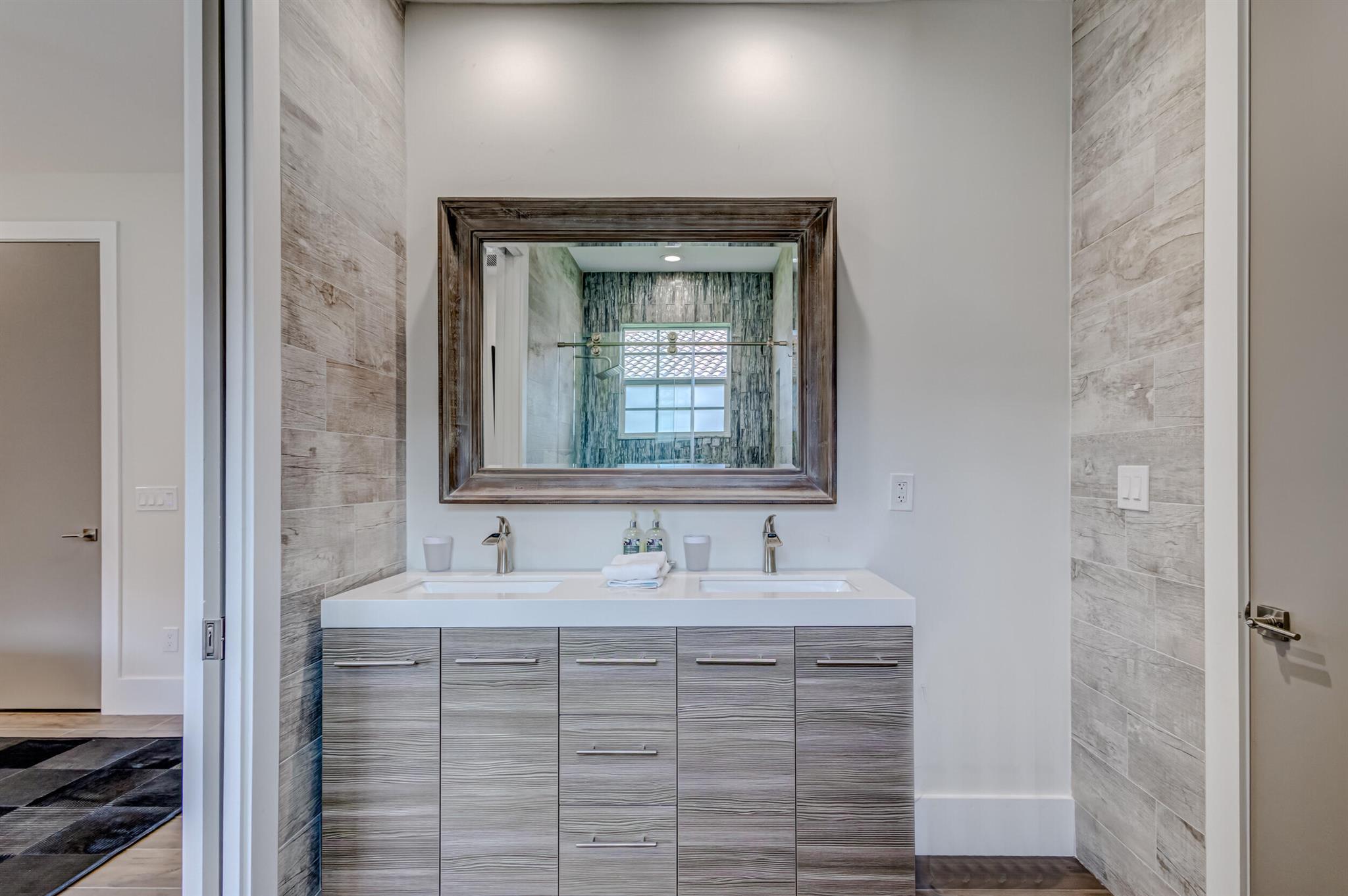 BEAR LAKES ESTATES - Residential