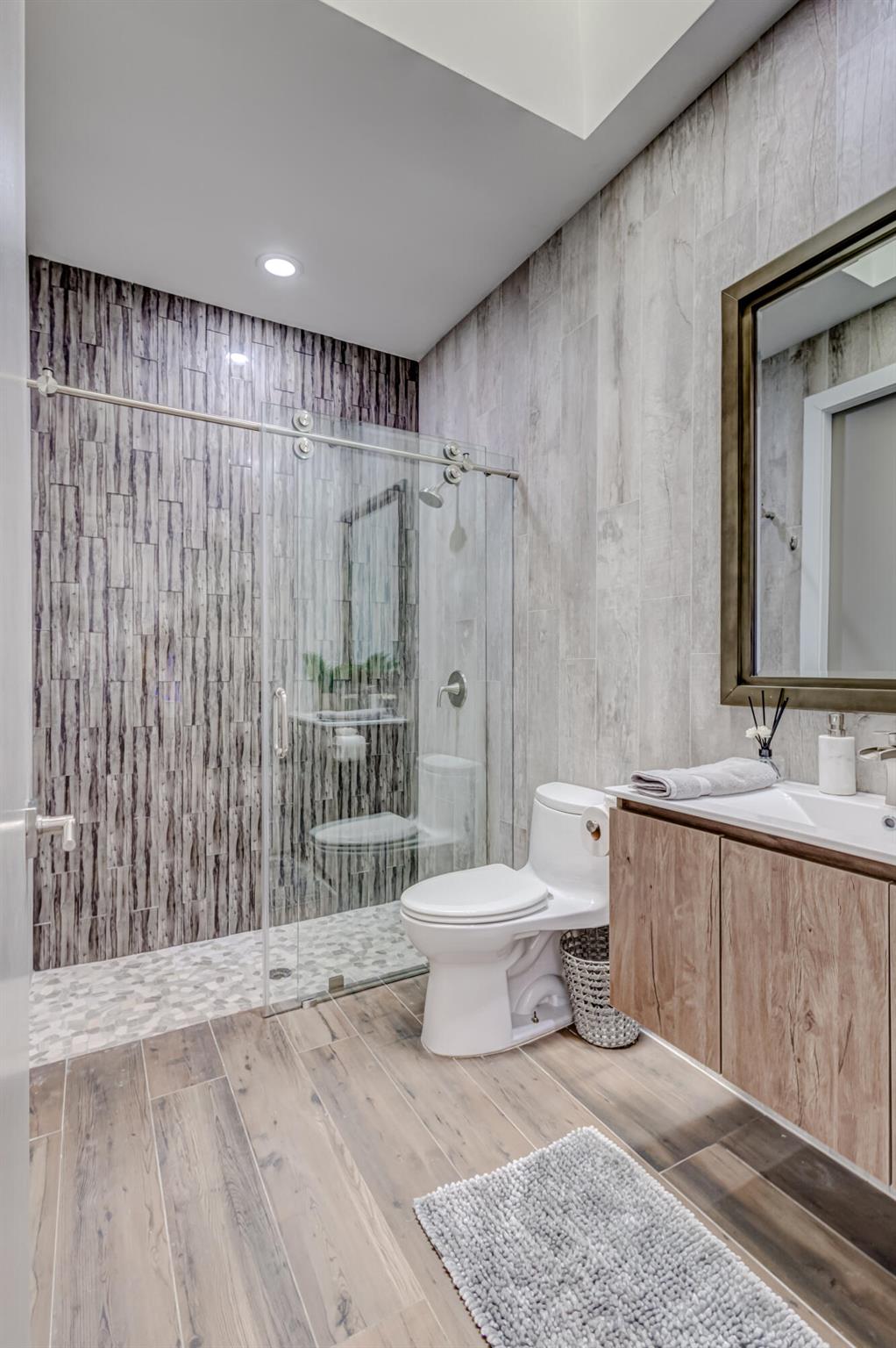 BEAR LAKES ESTATES - Residential