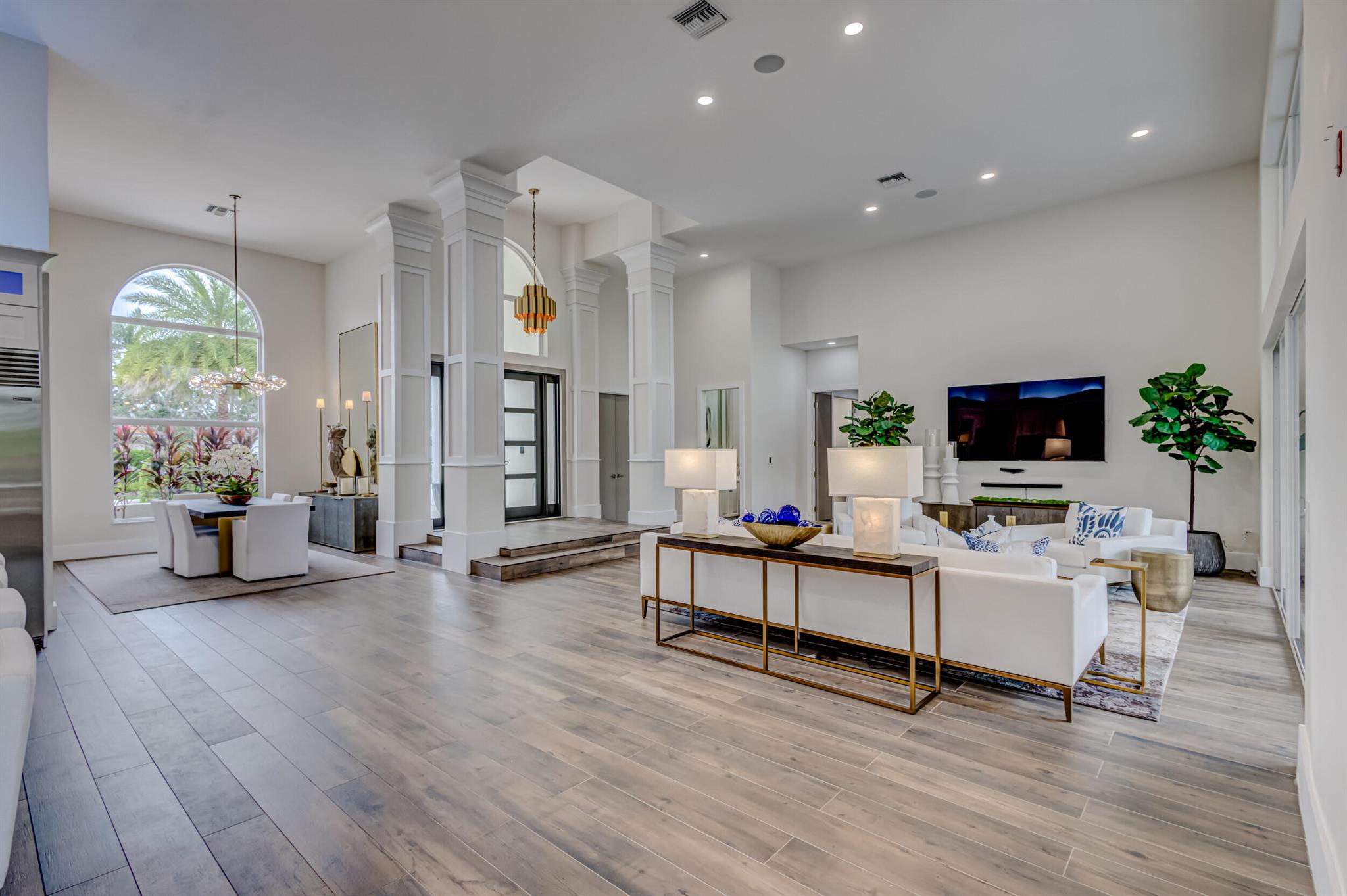 BEAR LAKES ESTATES - Residential