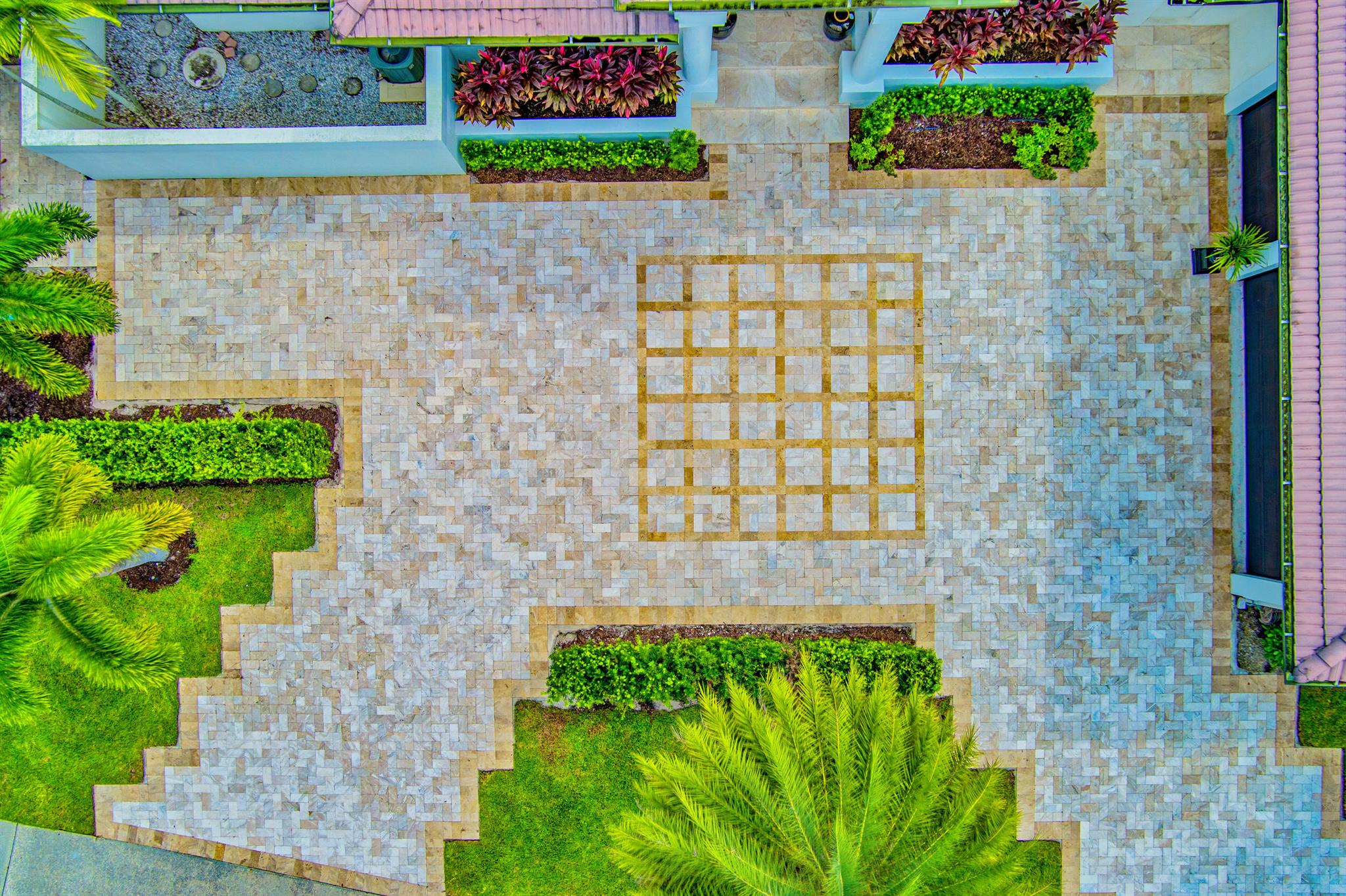 BEAR LAKES ESTATES - Residential