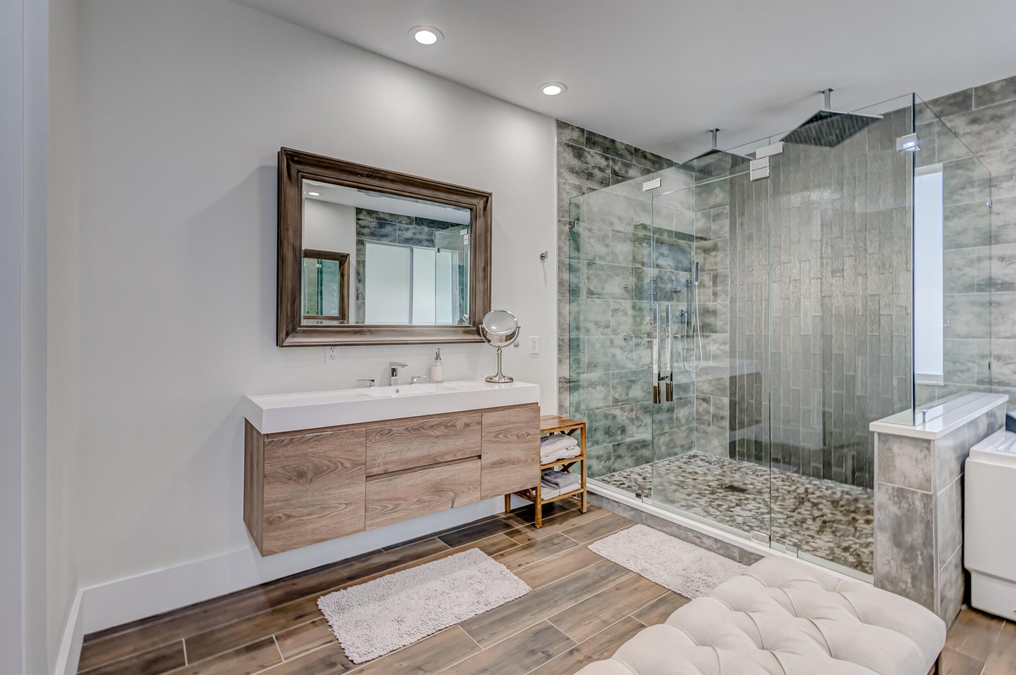 BEAR LAKES ESTATES - Residential