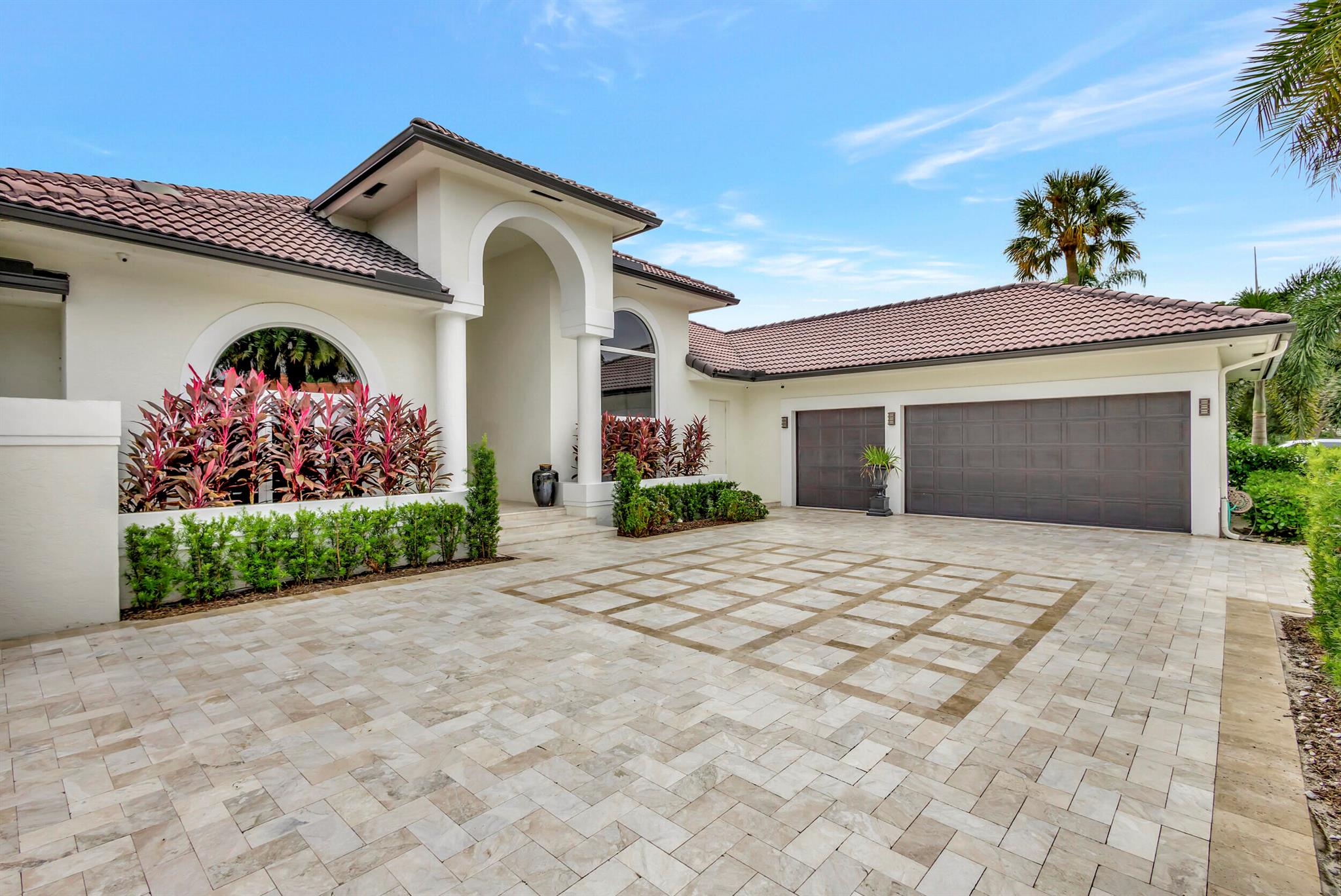 BEAR LAKES ESTATES - Residential