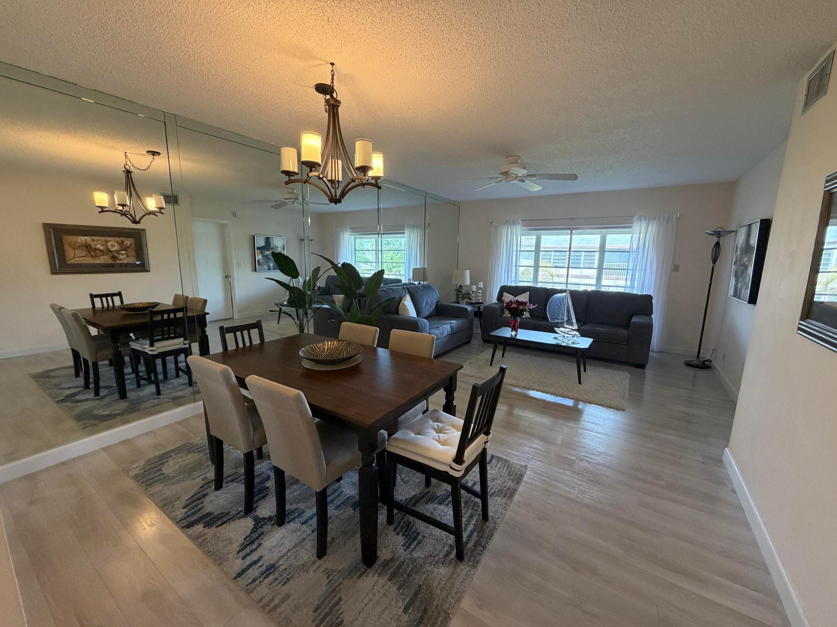 ORIOLE GARDENS 1 - Residential