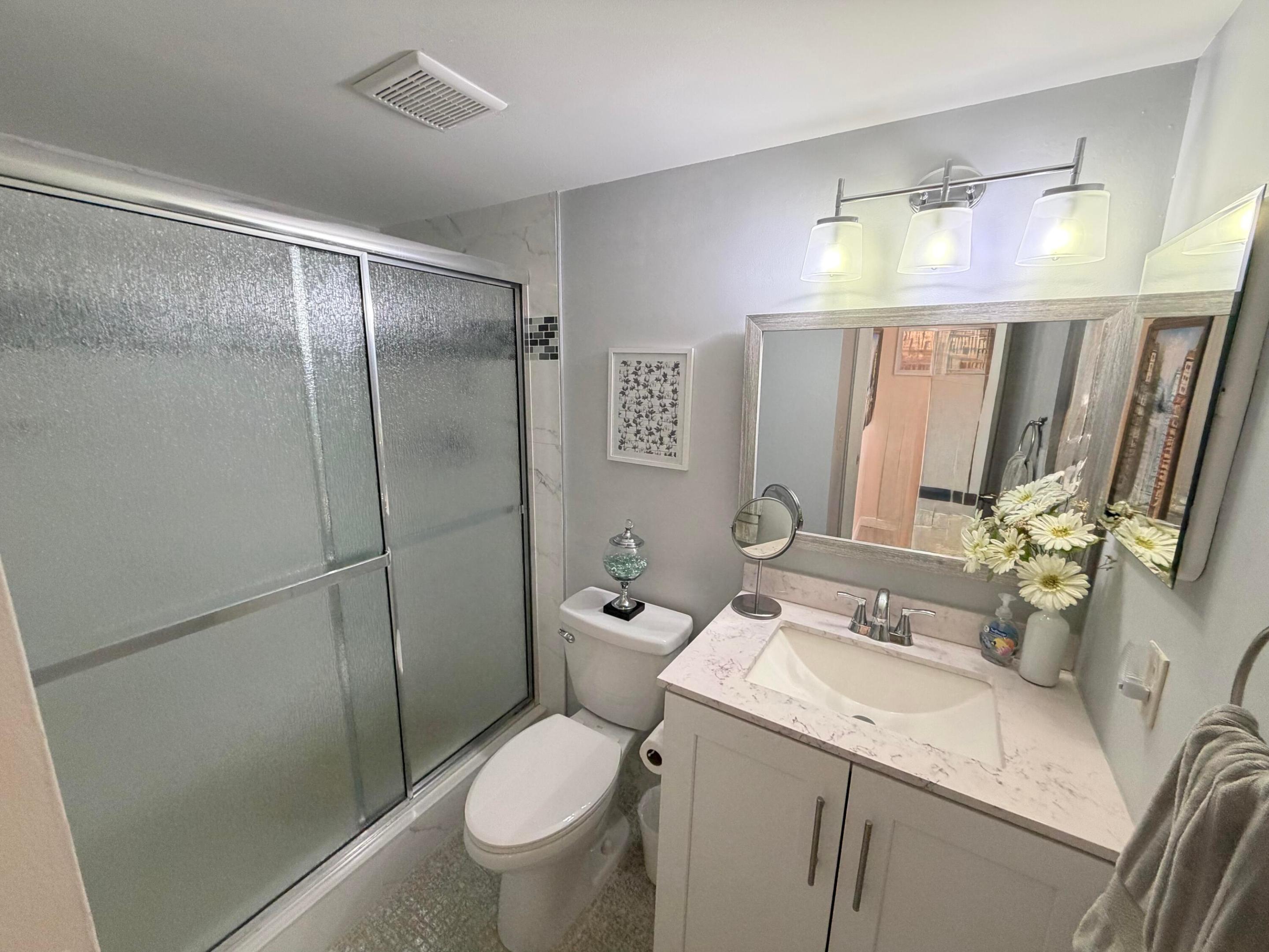 ORIOLE GARDENS 1 - Residential