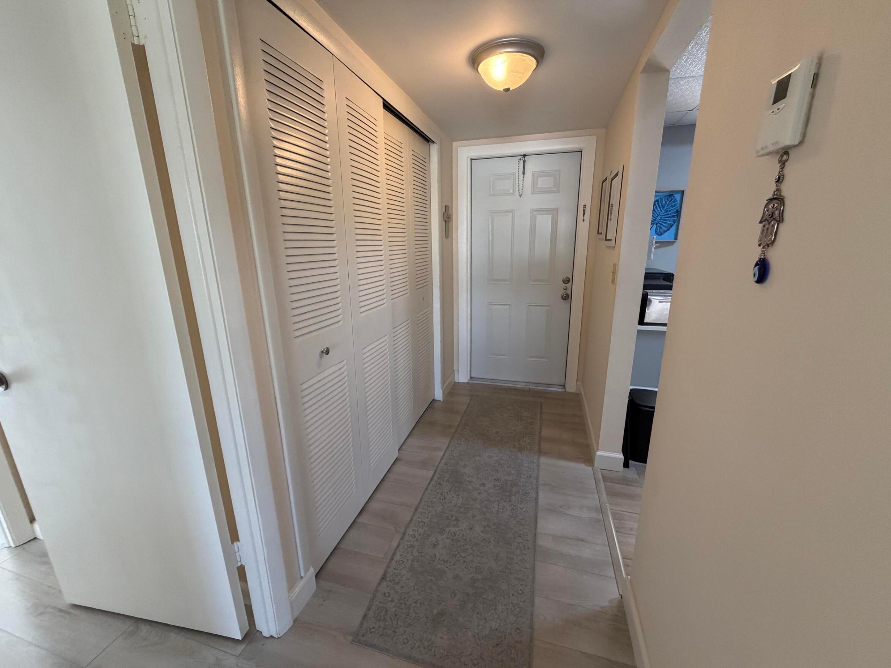 ORIOLE GARDENS 1 - Residential