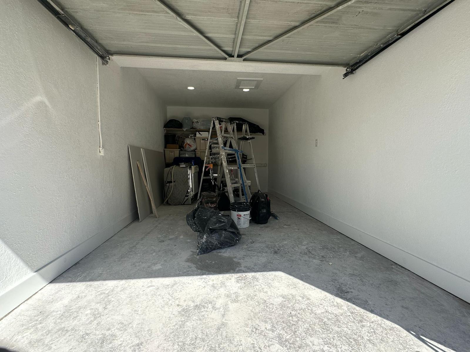 FOREST CONDO - Residential Lease