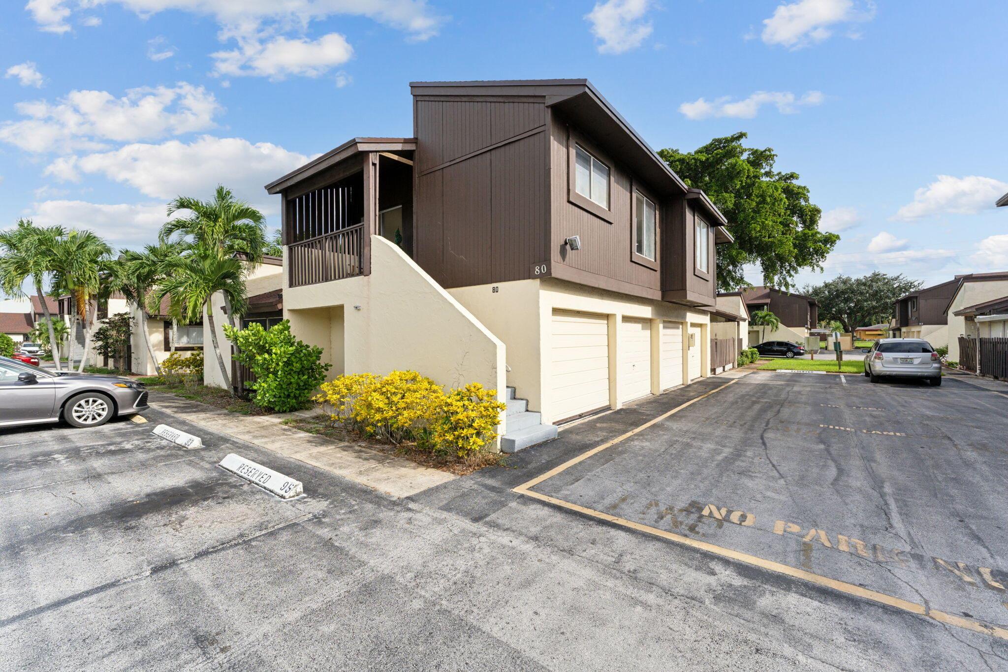 FOREST CONDO - Residential Lease