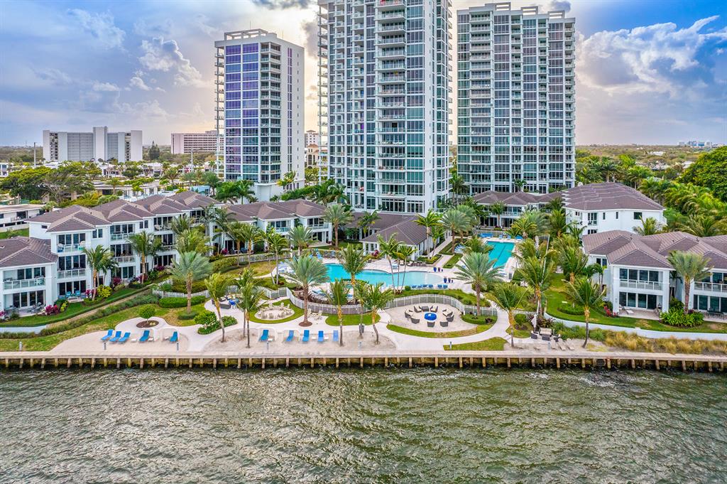 WATER CLUB 3 NORTH PALM B - Residential