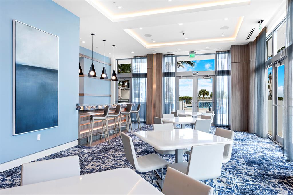 WATER CLUB 3 NORTH PALM B - Residential