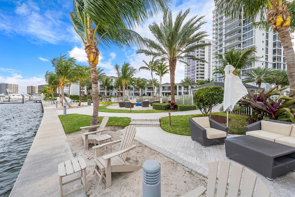 WATER CLUB 3 NORTH PALM B - Residential