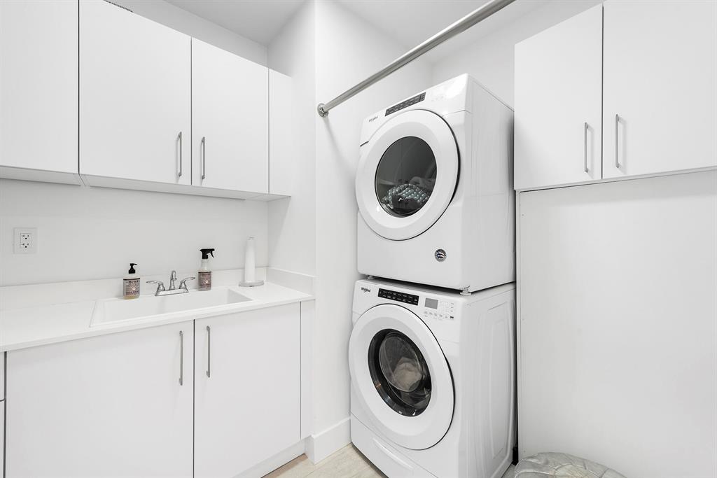 WATER CLUB 3 NORTH PALM B - Residential