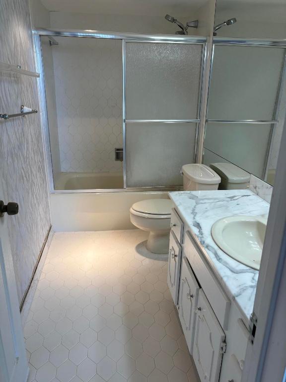 2000 Presidential Way 1102