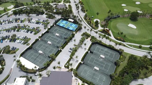 SAILFISH POINT - Residential