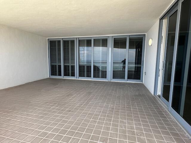 SAILFISH POINT - Residential