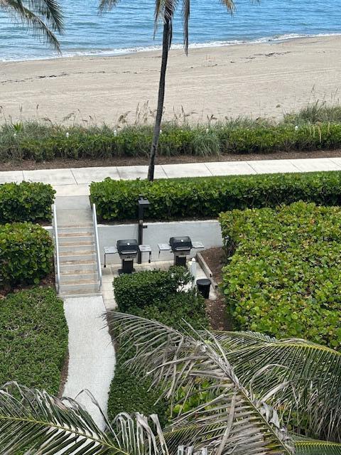 SAILFISH POINT - Residential