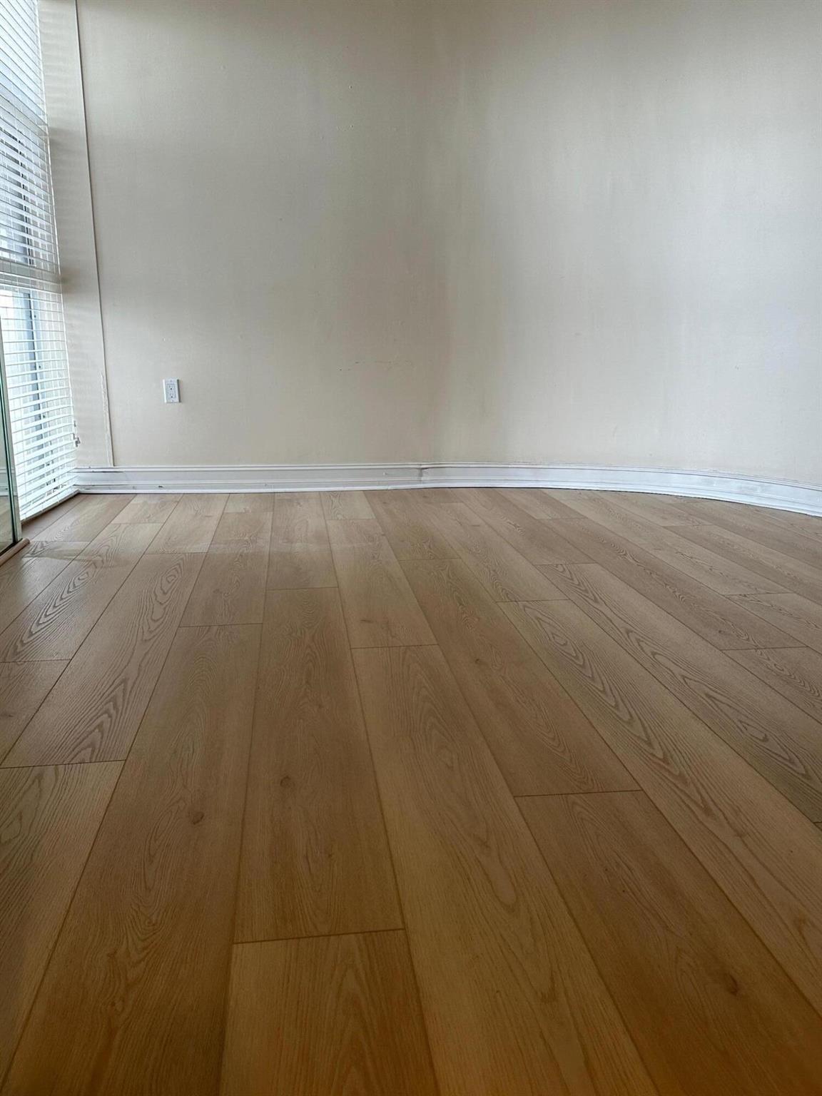 SAILFISH POINT - Residential