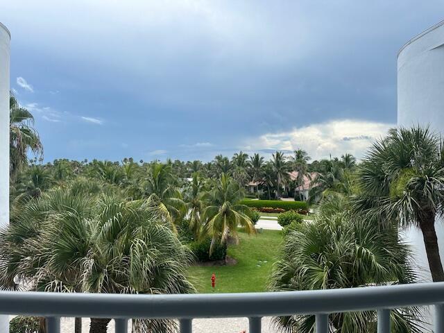 SAILFISH POINT - Residential