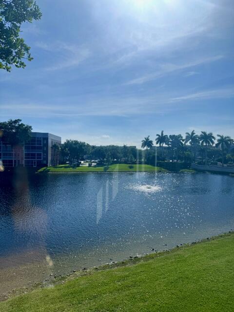 EXETER CONDOMINIUM - Residential Lease