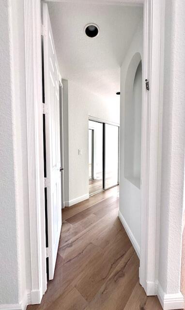 EXETER CONDOMINIUM - Residential Lease