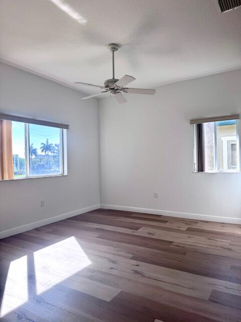 EXETER CONDOMINIUM - Residential Lease