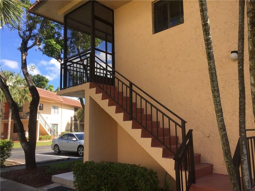 Your own little house..lge  2/2 corner unit/ screened porch as you enter..overlooking water.Lovingly taken care of..just painted..beautiful NEW UPGRADED KITCHEN, GRANITE COUNTER TOPS, SUB WAY TILE BACKSPLASH ..NEW SS REGRIG.,OVEN/STOVE,DISHWASHER.closet & storage space.new.hot water heater...New GFI's switches & wall plates, new exhaust in bathroom.. Excellent schools.close to everything..sit in the screened porch in the back & gaze at the water.. Wonderful to belong to the  Bonaventure Town Center Club