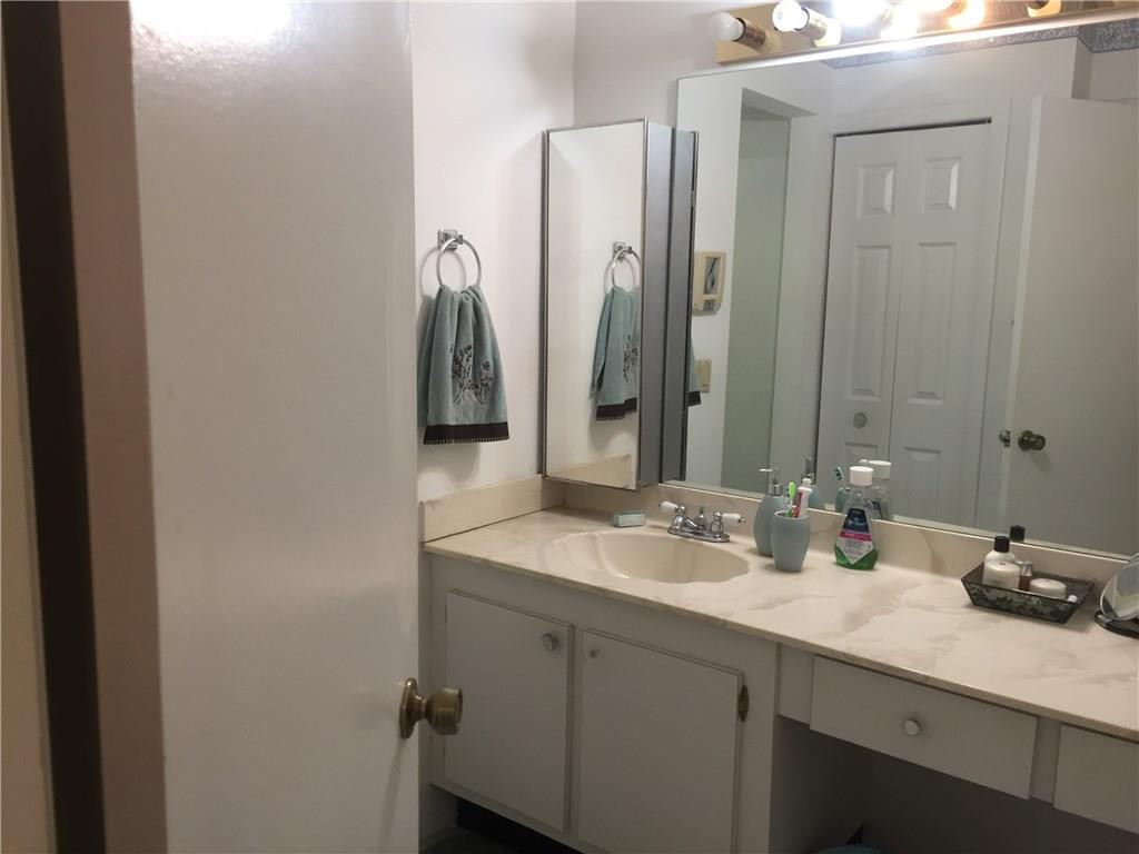 Racquet Club Apts. at Bon - Residential