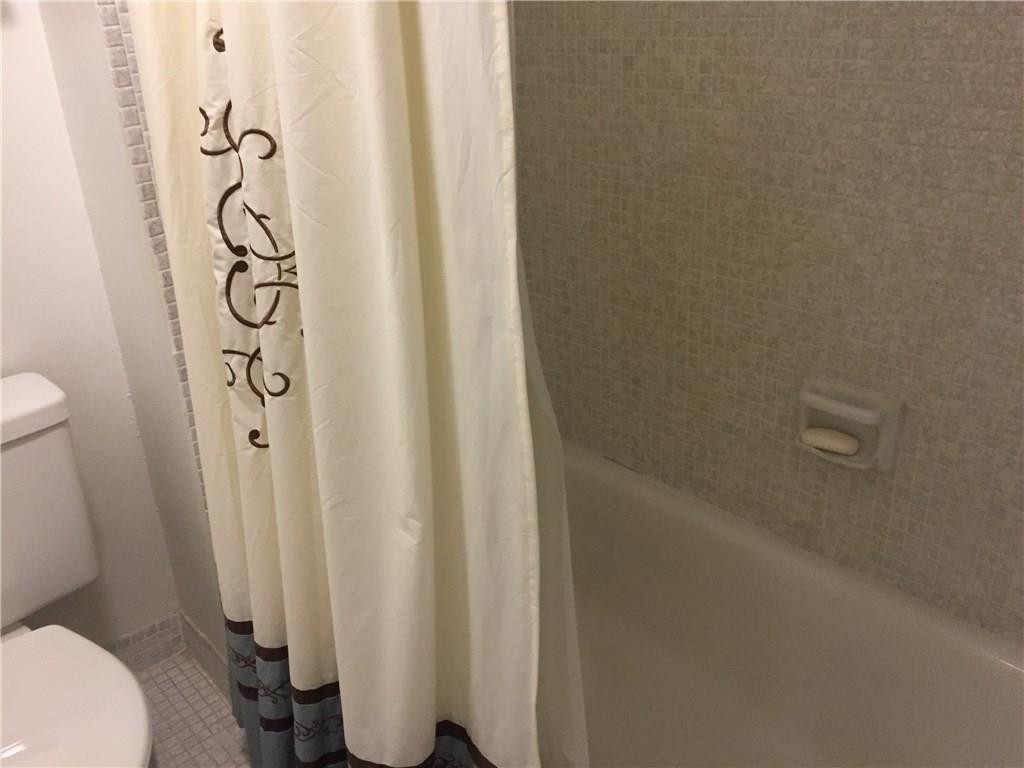 Racquet Club Apts. at Bon - Residential