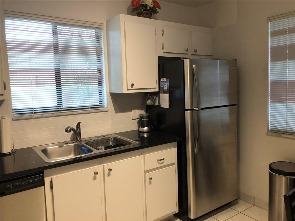 Racquet Club Apts. at Bon - Residential