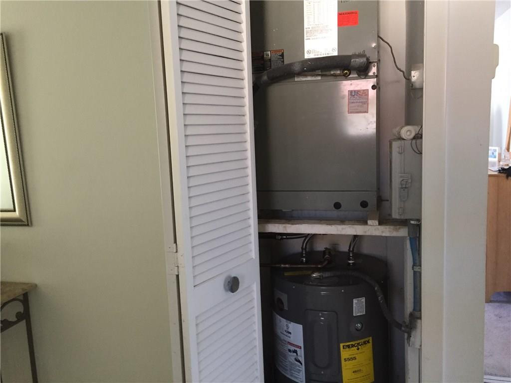 Racquet Club Apts. at Bon - Residential