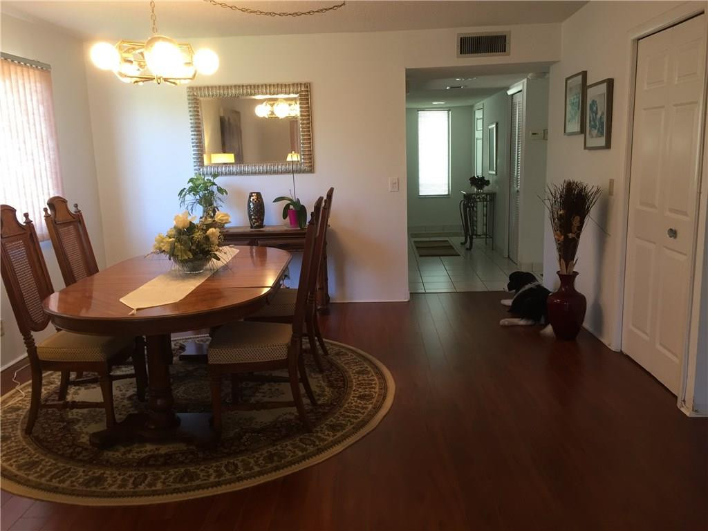 Racquet Club Apts. at Bon - Residential