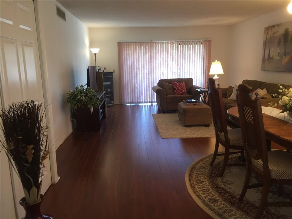 Racquet Club Apts. at Bon - Residential