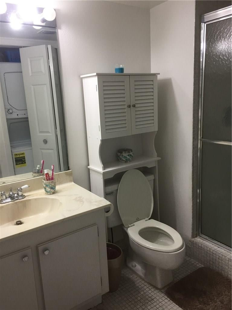 Racquet Club Apts. at Bon - Residential